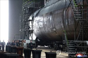 کره شمالی ساخت زیردریایی جدید ۳ هزار تنی را تکمیل کرده است