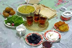 سفره افطار و سحر یک خانواده ایرانی در رمضان 1400 چقدر هزینه دارد؟ + جدول