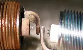 شمع خودرو؛ ایرادهای مربوط به آن و راه حل‌ها