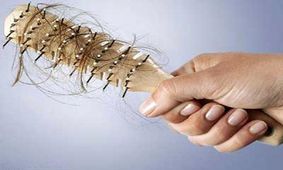 عوامل ریزش مو در خانم‌ها را بشناسید