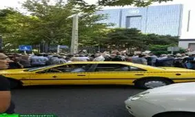 تجمع سپرده‌گذاران کاسپین و آرمان مقابل بانک مرکزی