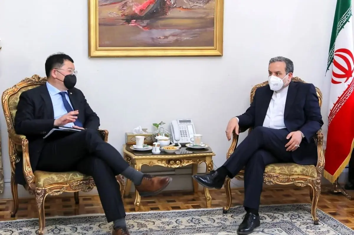 عراقچی: اقدام غیرقانونی بانک های کره باعث سلب اعتماد مردم ایران شده است