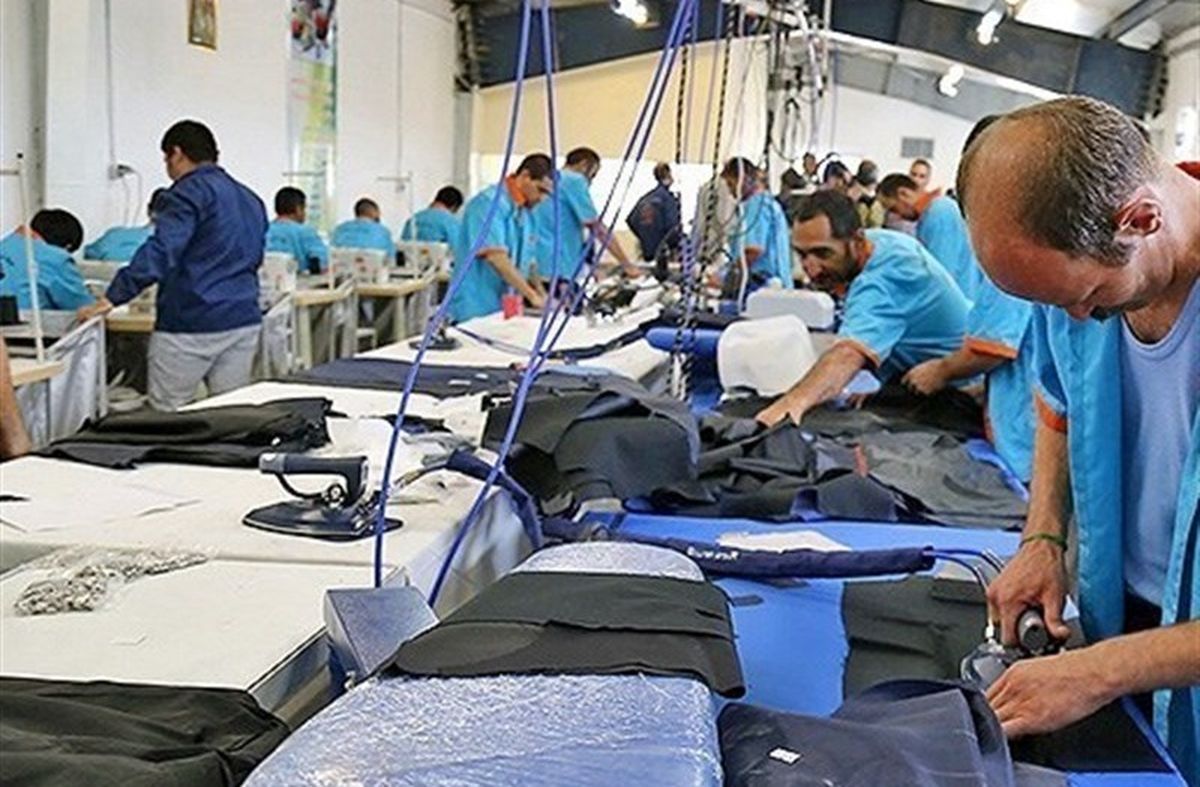 طرح اشتغال زودبازده در زندانهای استان مرکزی اجرا میشود