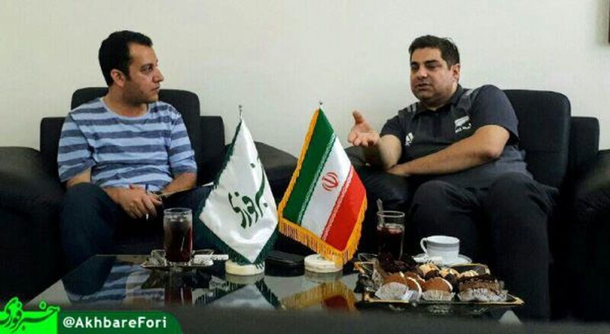 شهرام جزایری در گفتوگو با خبرفوری:پیشنهاد وزارت یا کاردولتی را قبول نمیکنم/حرف گوش کن نیستیم