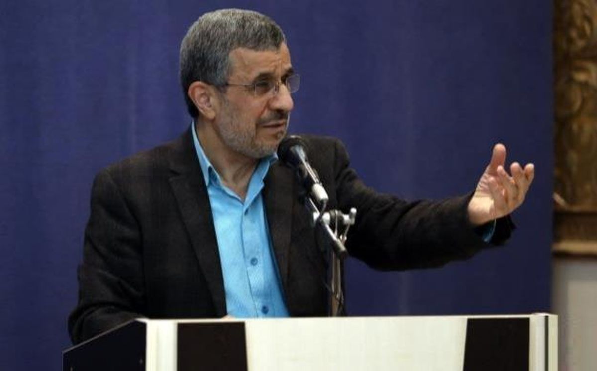 احمدی نژاد: اگر ثروت بنیاد مستضعفان و ستاد اجرایی فرمان امام(ره) را بین مردم توزیع کنیم، هیچ فقیری باقی نخواهد ماند