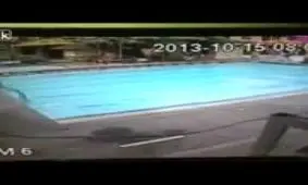 وقتی استخر هستی و زلزله میاد!
