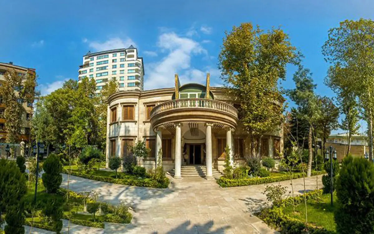 اینفوگرافیک / نگاهی به ۱۰ اثر کمتر دیده شده شهر تهران