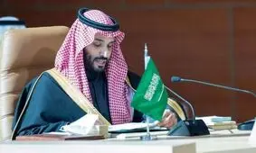 نویسنده سعودی: راه عادی سازی با اسرائیل باز است اما بن سلمان خطرات آن را درک می‌کند
