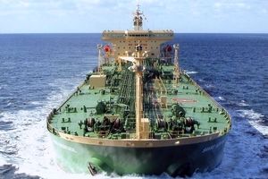 ادعای روزنامه گاردین: ۲ نفتکش به خاطر حمل نفت ایران خلع پرچم شدند