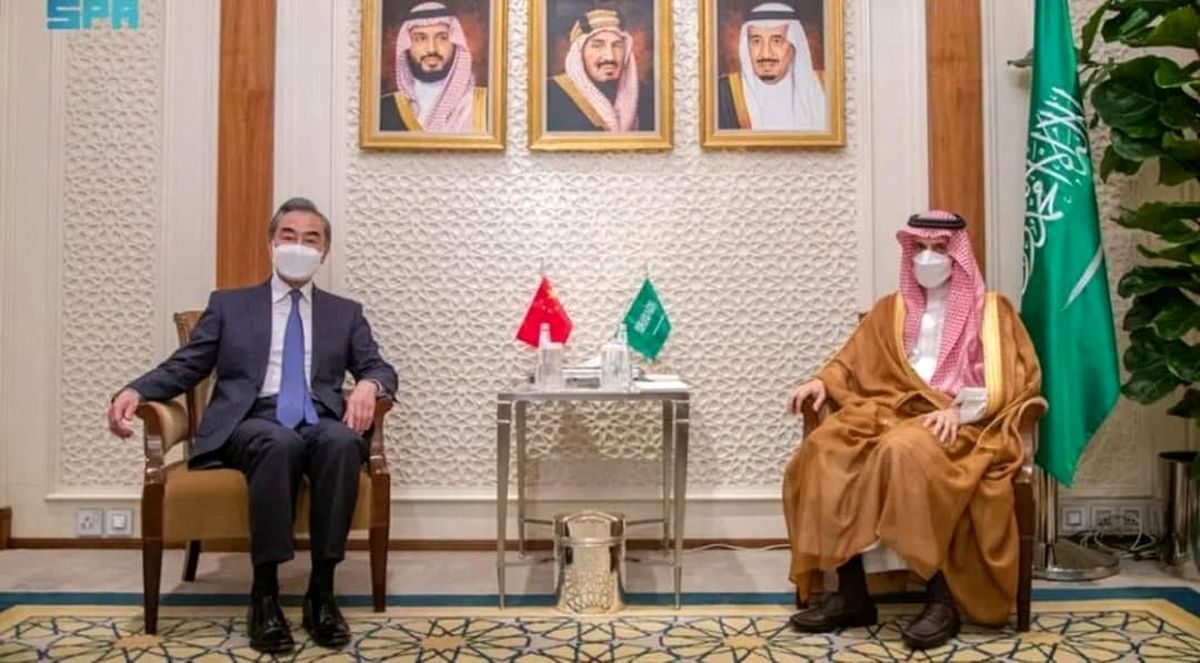 درآستانه سفر به تهران؛ وزیرخارجه چین با بن سلمان ملاقات کرد