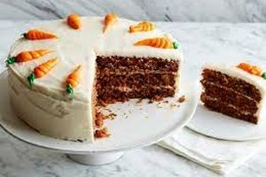 طرز تهیه کیک هویج با فیلینگ کریم چیز