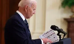 برگه‌های تقلب جو بایدن درد سرساز شد