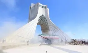 پدید آمدن ترک روی برج آزادی پس از شلیک توپ + عکس