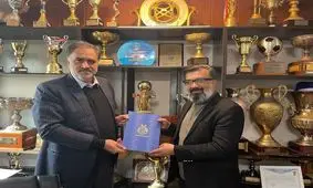 اگر بگذارند استقلال قهرمان می‌شود/ مسئولان پدیده خیلی بد عهد هستند