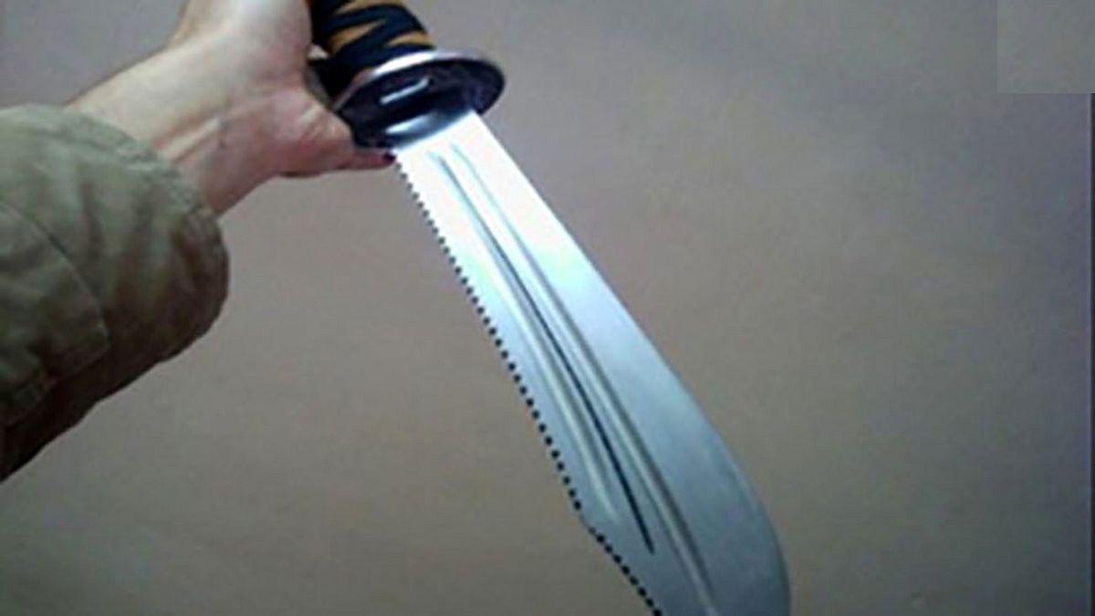 بسته شدن جاده نقده به محمدیار توسط اراذل و اوباش