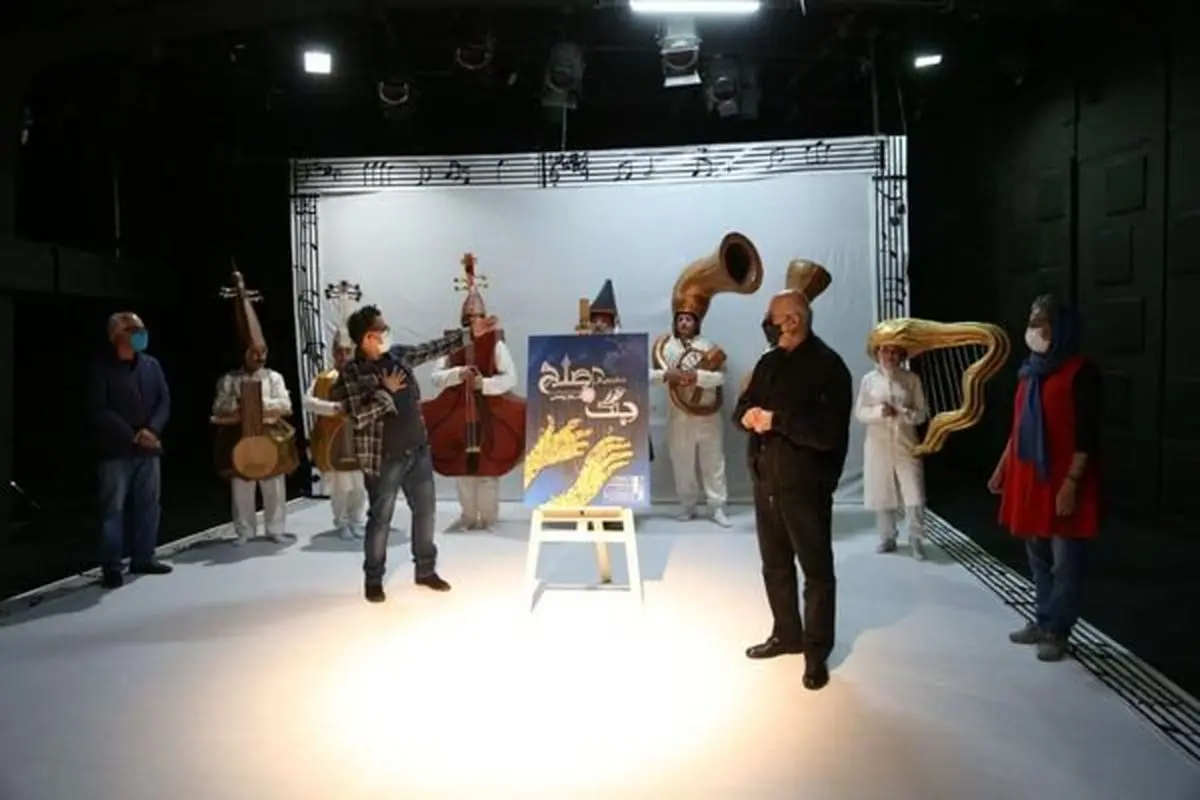 تئاتر موزیکال «جنگ و صلح» به صحنه رفت/ توقف کرونایی اجرای عمومی