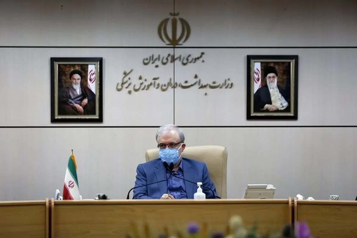 روشن بود که واردات واکسن هزاران مشکل خواهد داشت/ واکسن ملی در بهار تزریق می‌شود