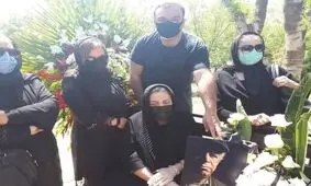 محسن قاضی‌مرادی در قطعه هنرمندان به خاک سپرده شد/ عکس