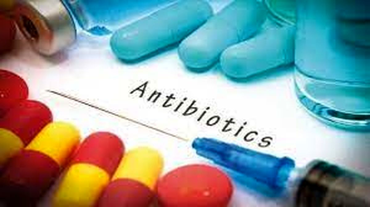 مصرف خودسرانه آنتی‌بیوتیک‌ها خطر ابتلا به کرونا را افزایش می‌دهد