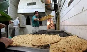 سهمیه آرد نانوایان ارومیه کم نشده است