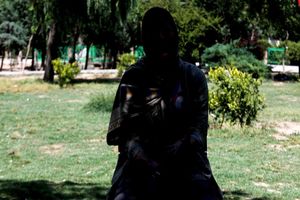 دستگیری دختری ۱۸ ساله ژولیده نیشابوری