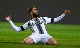 چهاردهمین شکست فصل شارلوا در هفته پایانی لیگ بلژیک