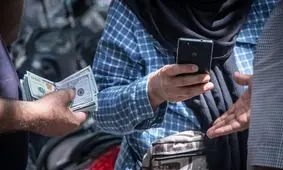 صف فروش دلار در میدان فردوسی