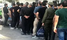 صف بستنی و نان هم به صف‌های کرونایی در مشهد اضافه شد