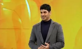 باید بر سر بعضی جاهای این فوتبال پارچه مشکی بزنیم