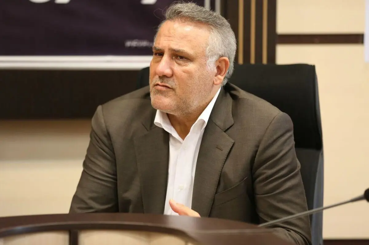 فساد عده ای آنقدر گسترده است که جز با رانت در عالی‌ترین پست‌های دولتی، شدنی نیست