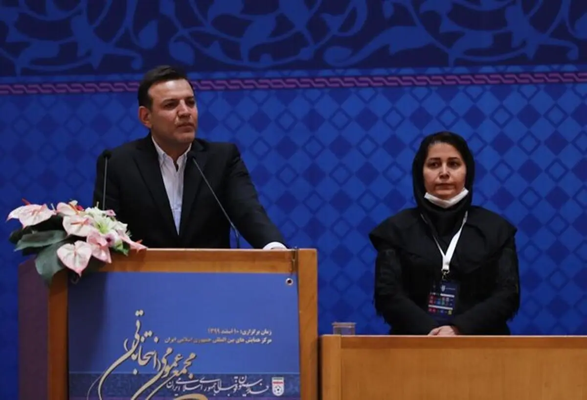 وقتی نایب رئیس زنان فوتبال ایران قوانین فیفا را زیر سوال می‌برد