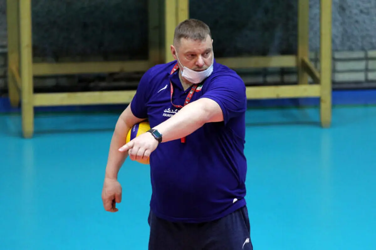 آلکنو دست به سوت شد/ اصلاح تکنیک بازیکنان در دستور کار سرمربی تیم ملی والیبال