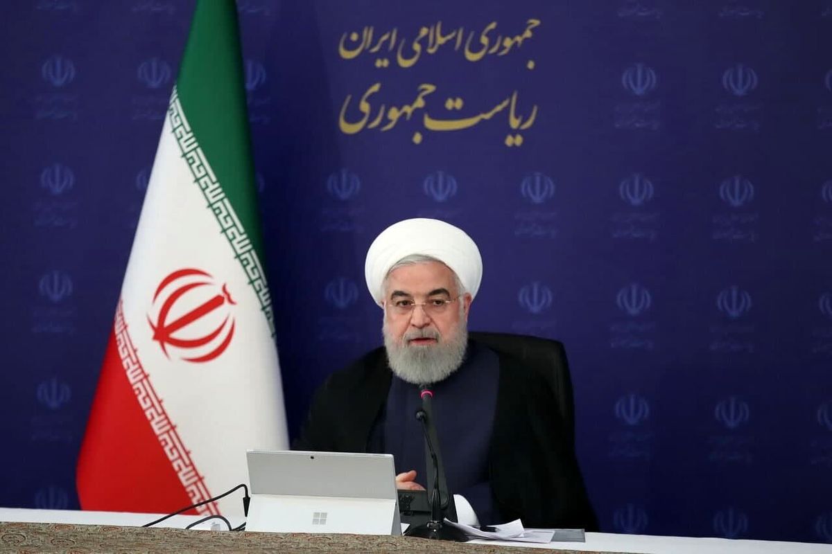 روحانی: به ارتش و سپاه افتخار میکنیم