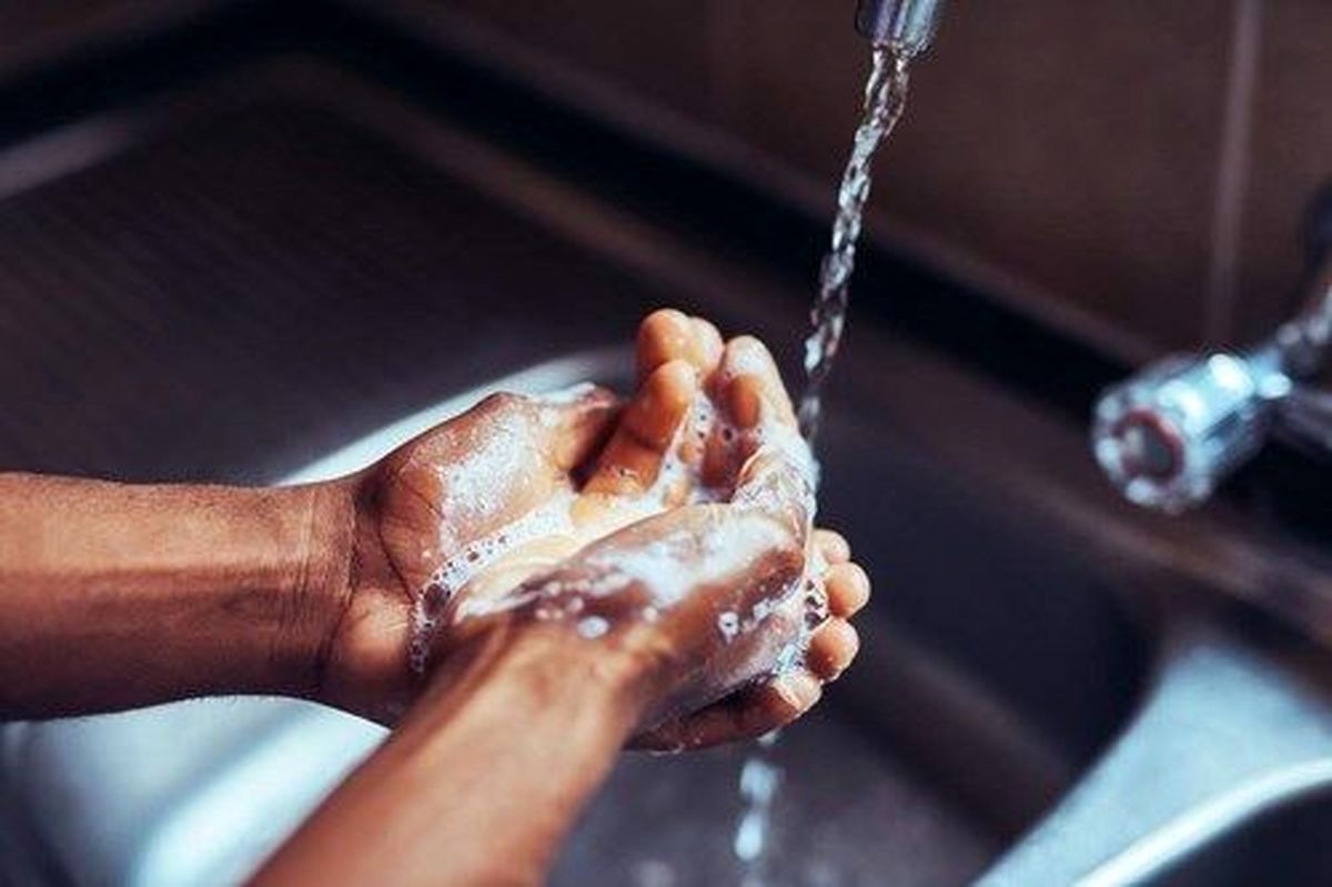 در همهگیری کرونا شستن دست در سینک ظرفشویی ممنوع