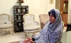 فائزه هاشمی پیشنهادِ مناظره با دختر نوجوان را پذیرفت