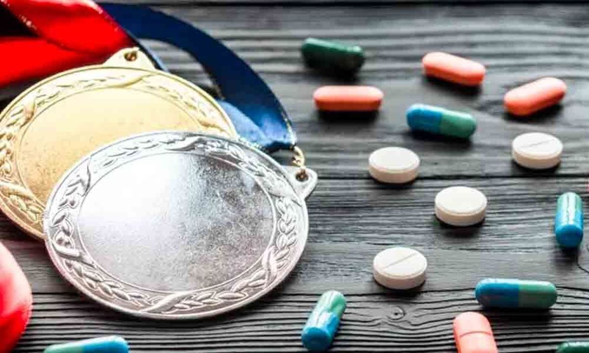 مصرف مکملهای غیرمجاز برای ورزشکاران زن عوارض زیادی دارد