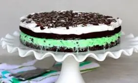 آموزش پخت کیک بستنی شکلات نعنایی