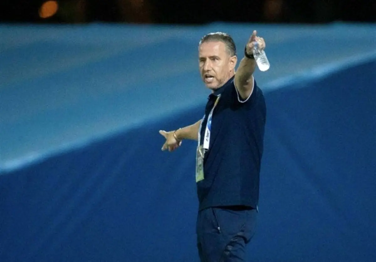 سرمربی الاهلی: تضمینی برای صعود نمی‌دهم