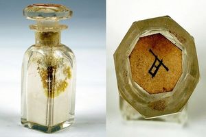 محتویات یک بطری ۱۶۰ ساله کشف شد