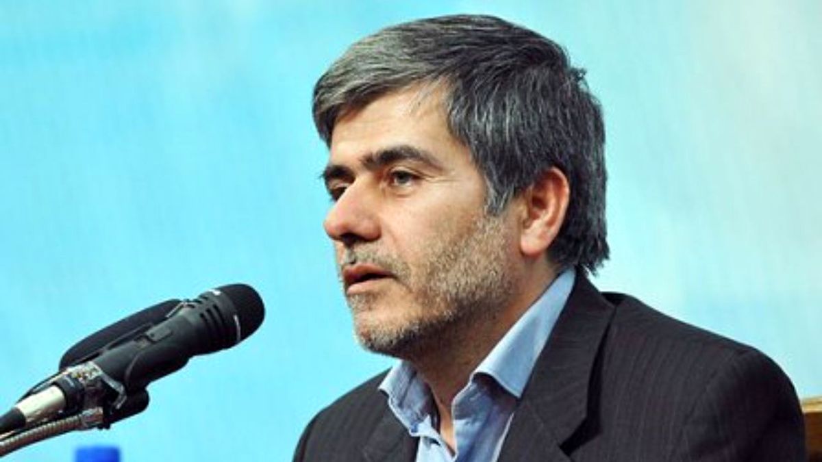 ناراحتی نماینده مجلس از عدم استیضاح آقای روحانی
