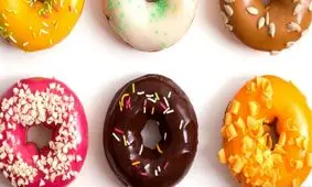 طرز تهیه شیرینی پیراشکی خوشمزه با فیلینگ شکلاتی و زعفرانی