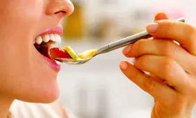 جویدن غذا و اهمیت آن در سلامتی بدن