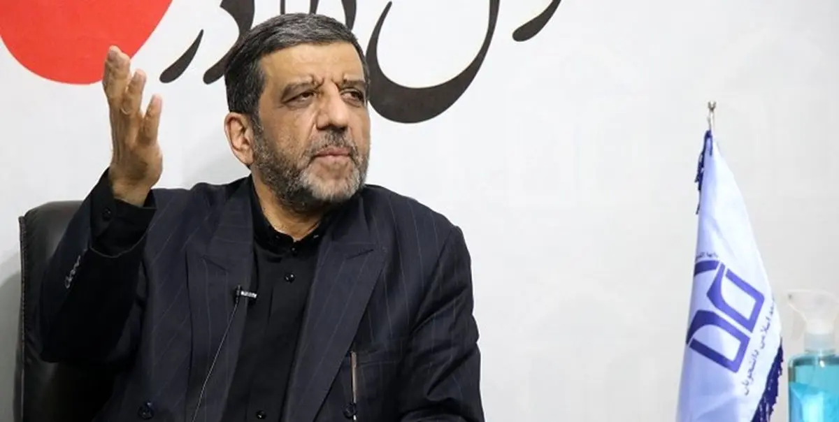 ضرغامی: شعار من این است؛ «ضرغامی؛ روحانی نیست»