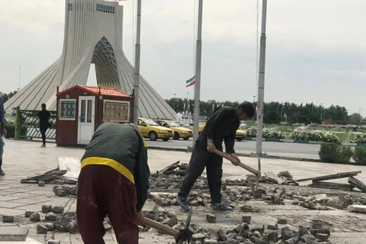 تایید تخریب سنگ‌فرش پارکینگ اختصاصی برج آزادی