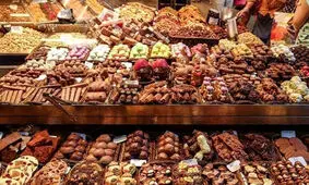 تاریخچه تلخ و شیرین شکلات و شیرینی