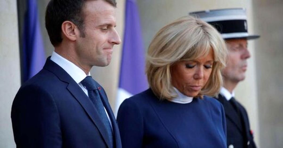 ادای احترام مکرون و همسرش به ناپلئون/ عکس