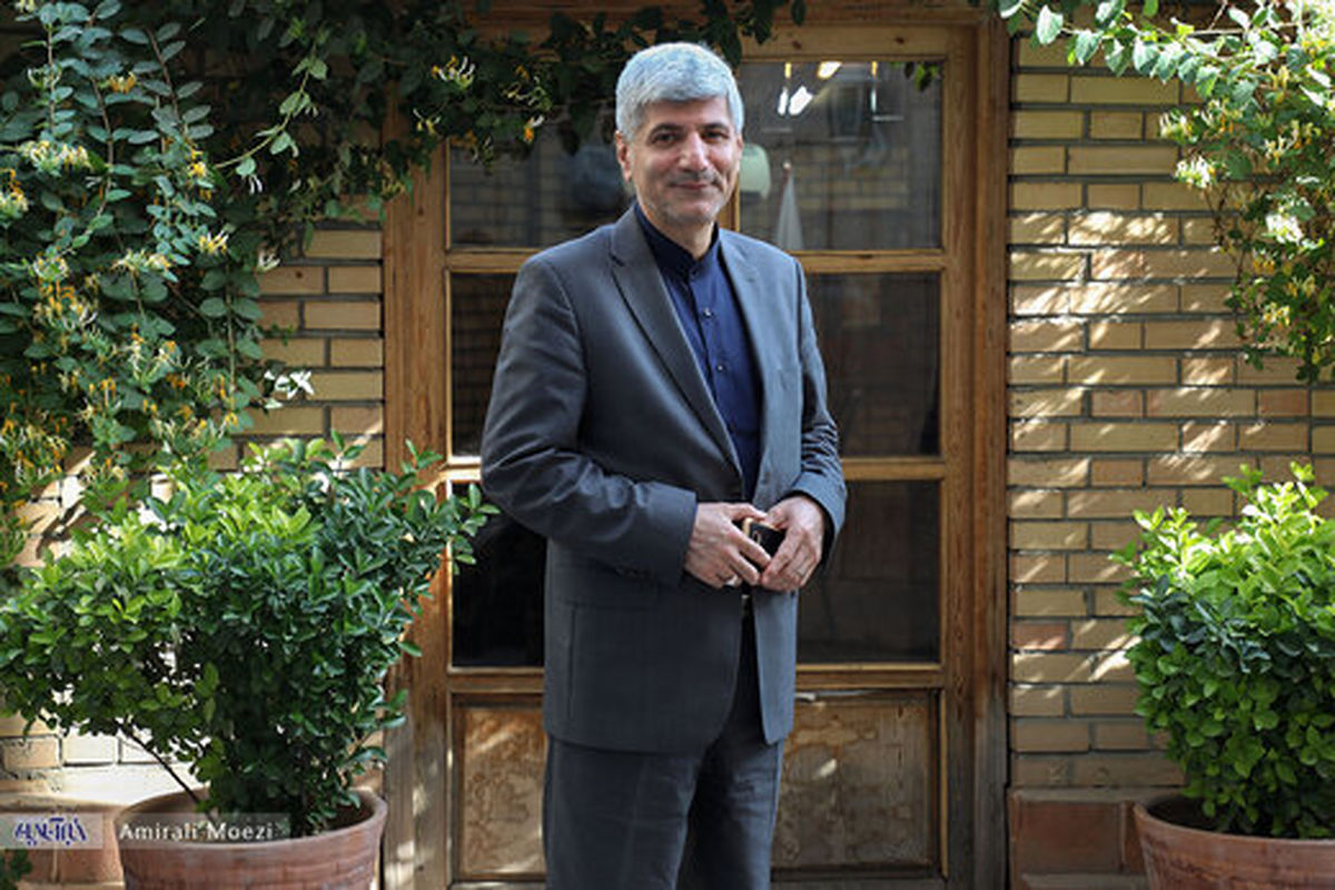 مهمانپرست:برای خرید سربازی وام میدهم/به یارانه نقدی اعتقادی ندارم