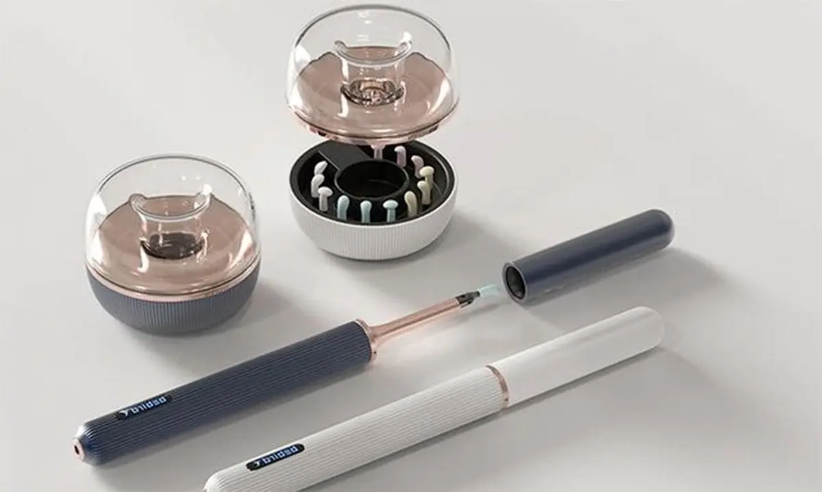 تمیز کردن گوش با یک فناوری رباتیک عجیب/ عکس