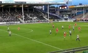 پیروزی خانگی شارلوا در حضور کاوه رضایی