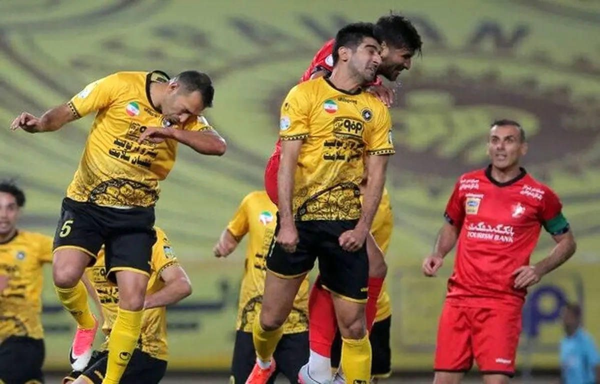 از عقب نشینی پرسپولیس تعجب کردم/ هماهنگی بیشتری نیاز است